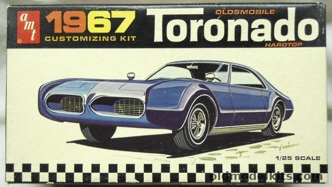 AMT 1/25 1967 Oldsmobile Toronado - Stock or Customized, 6937-200 plastic model kit